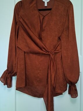 Size 0X Addition Elle Rust Tie-Front Long Sleeve Satin Print Blouse